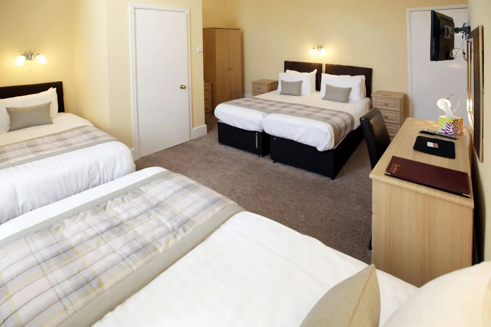 The Robin Hill Hotel