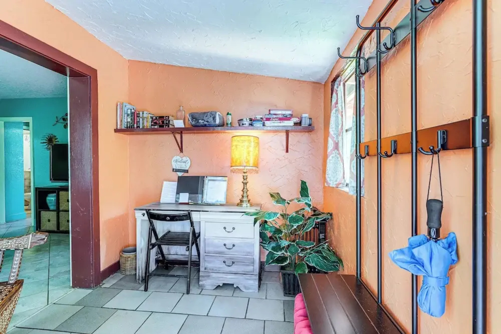 Near Tampa Attractions: Boho Bungalow on 20 Acres!