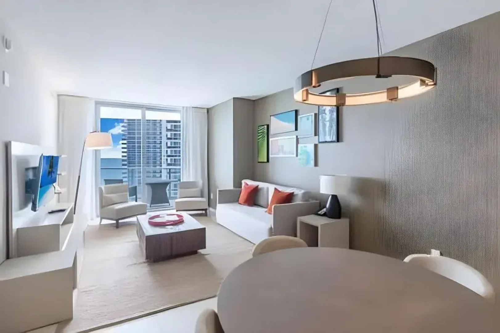 Hide Beach Residences