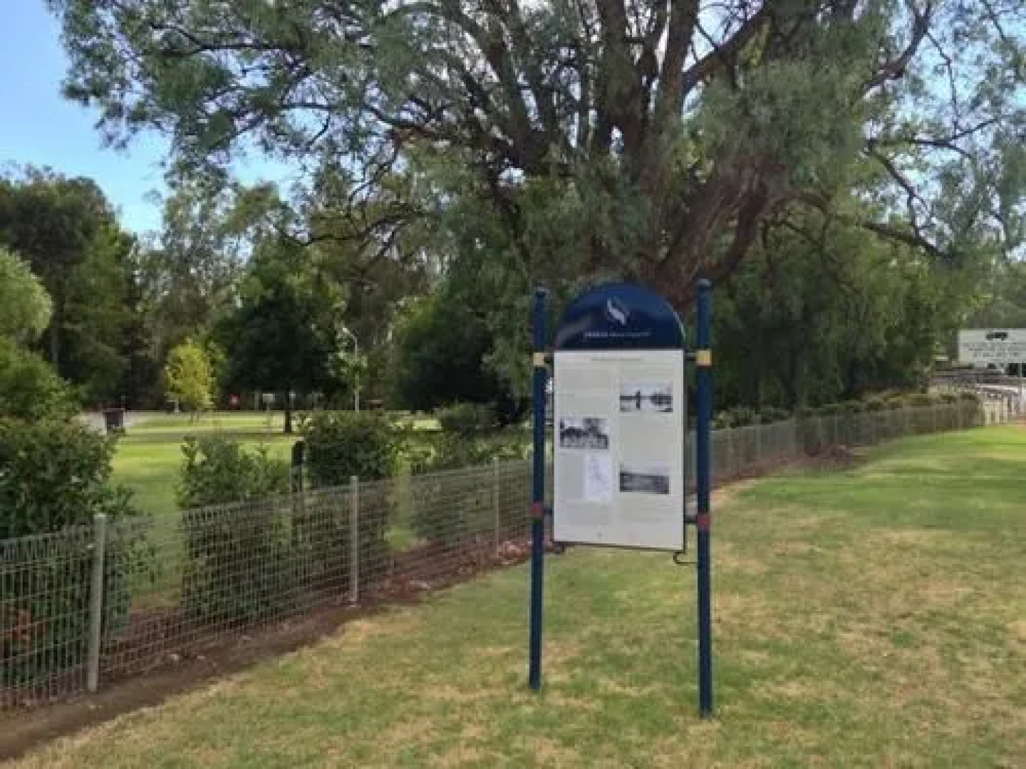 Apex Riverside Tourist Park