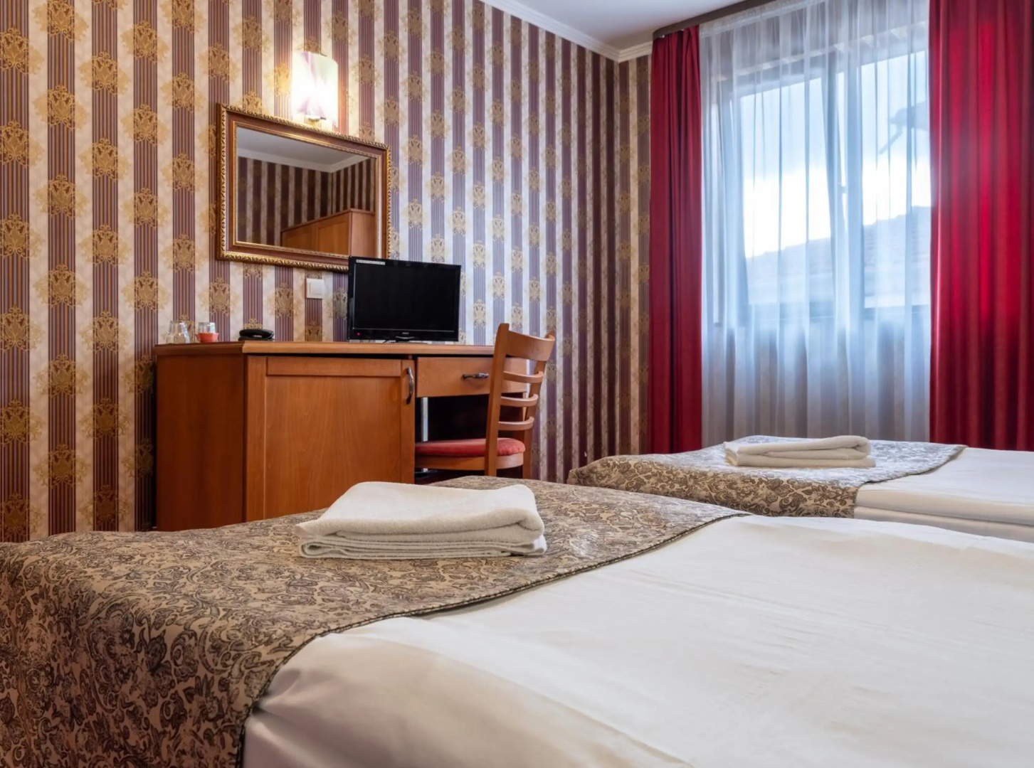 Real Hotel
