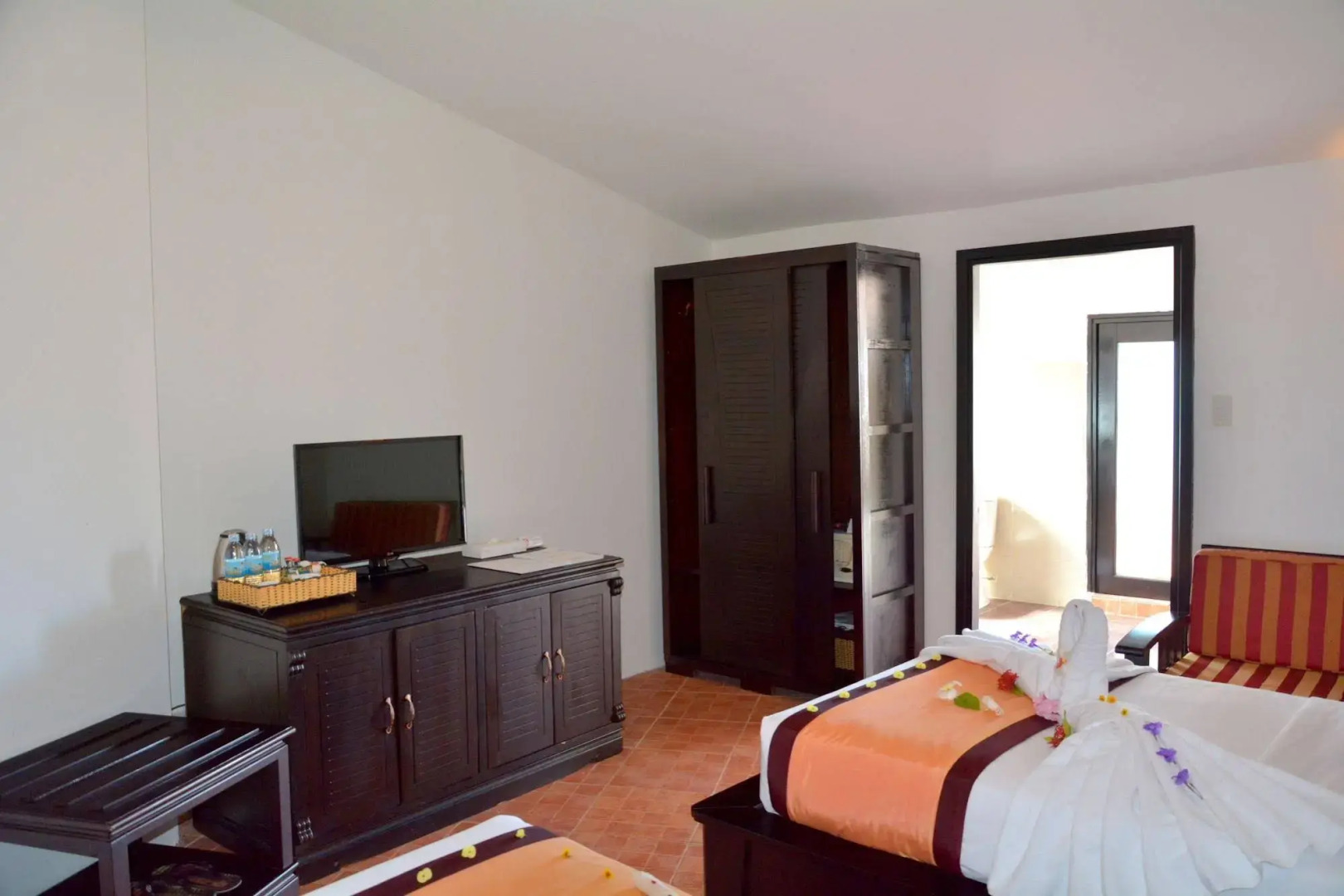 Sea Lion Beach Resort & Spa