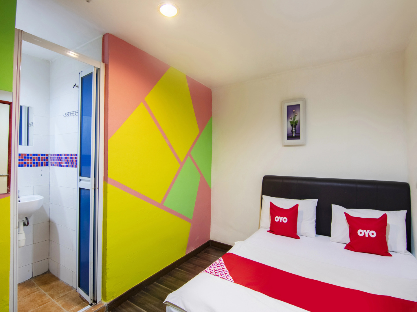 OYO 89891 1st Inn Hotel Subang (SJ15)