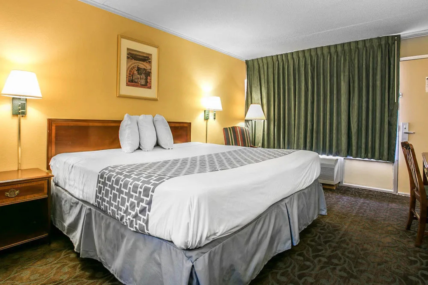 Rodeway Inn & Conference Center