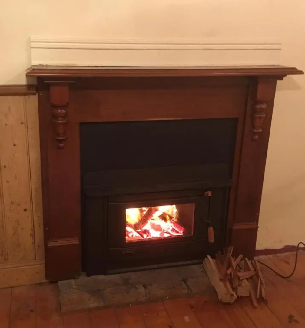 Kerrellie Cottages 2, 4 & 8 Reid Street