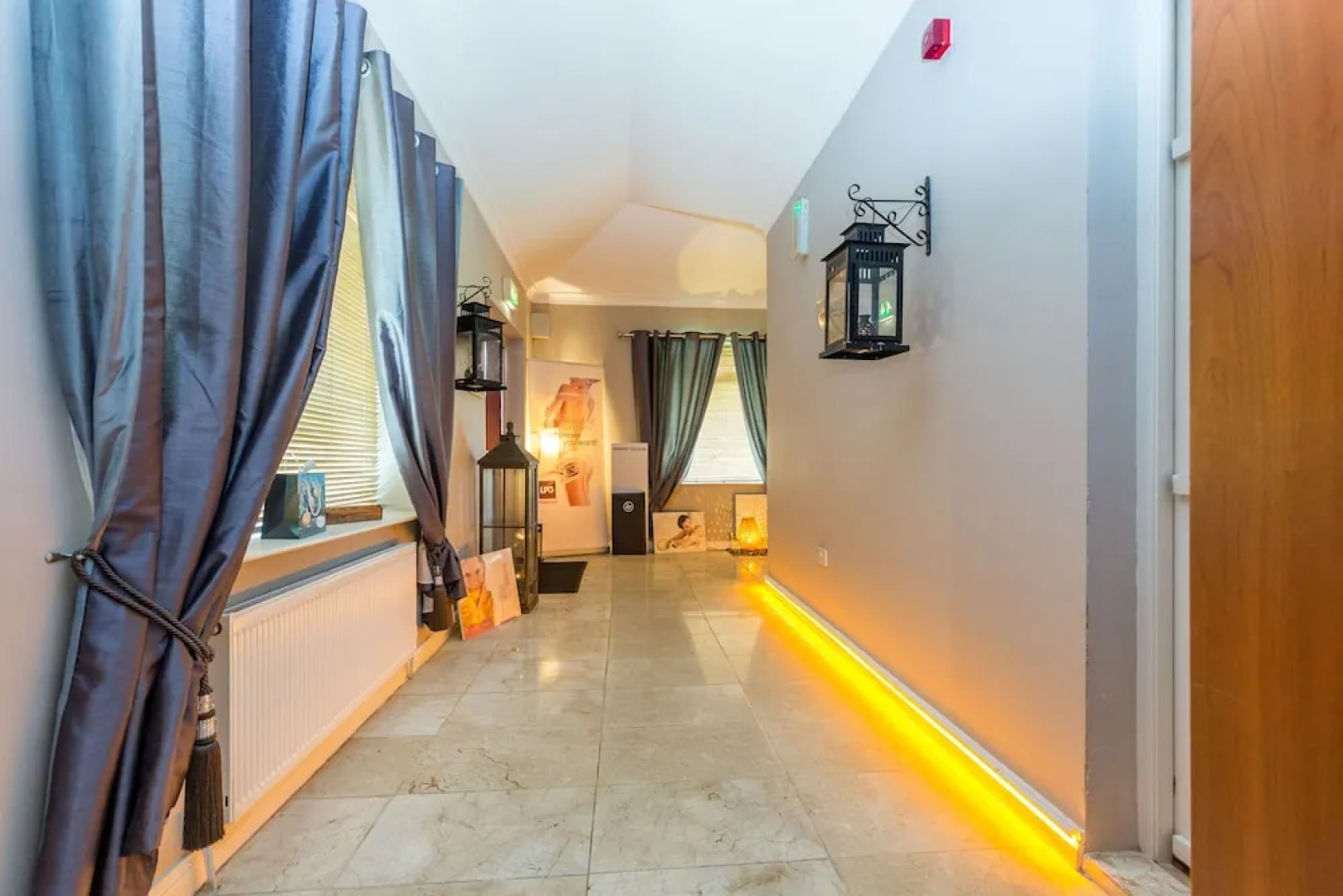 Airport View Hotel & Secret Spa