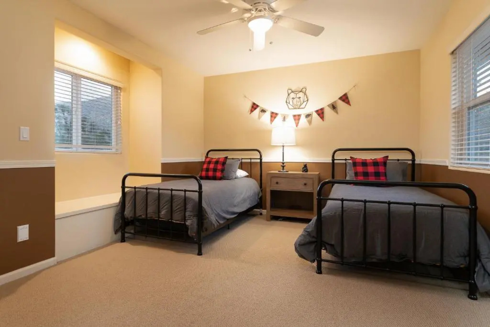 Epic View; A Luxury House on a Hill