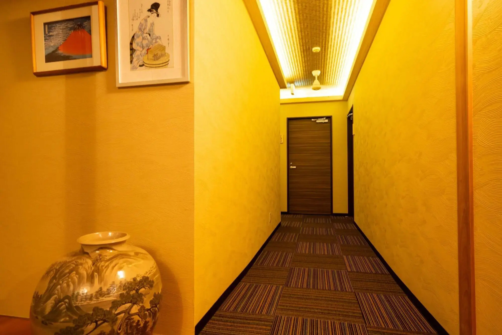 Guest House Ouka - Hostel