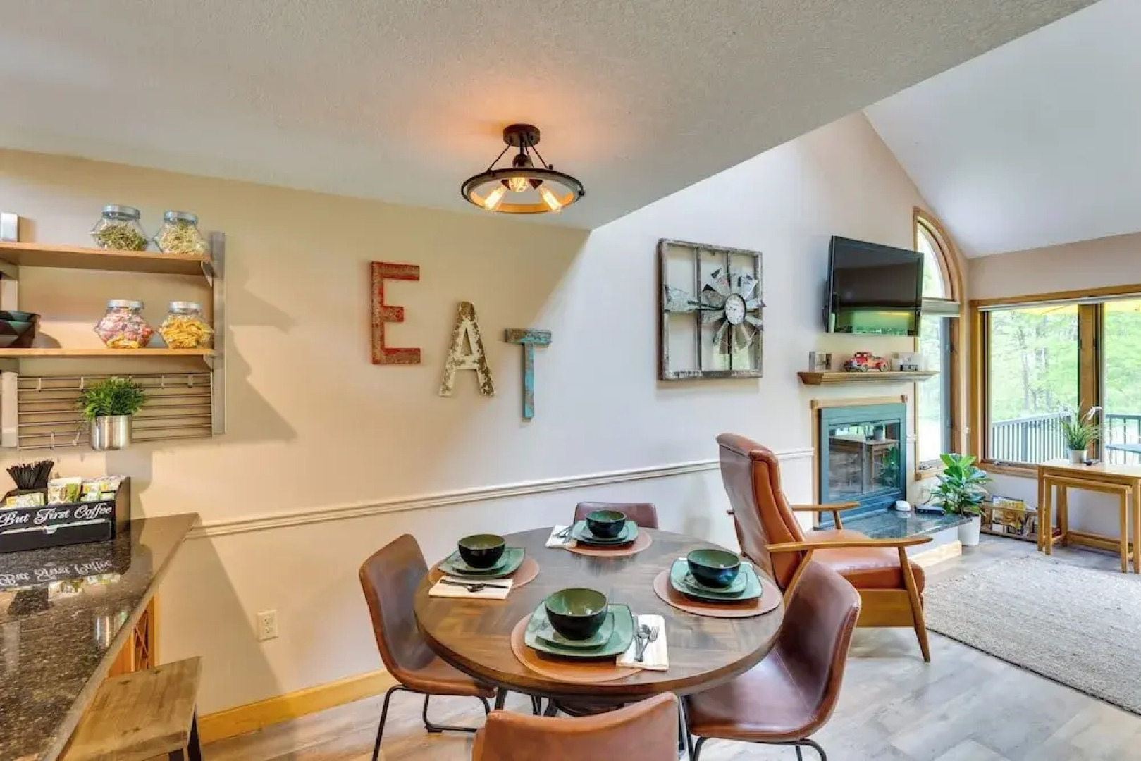 Galena Retreat: Shopping, Owners Club & Skiing!