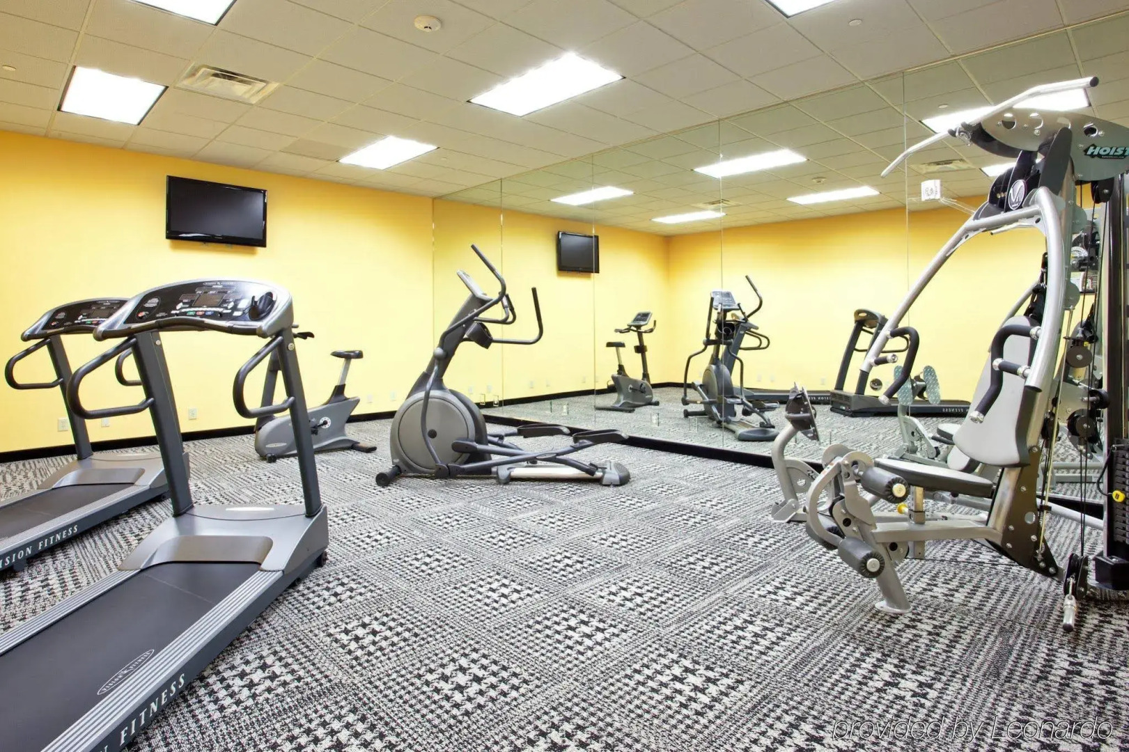 Holiday Inn Express Hotel & Suites Norfolk Airport by IHG