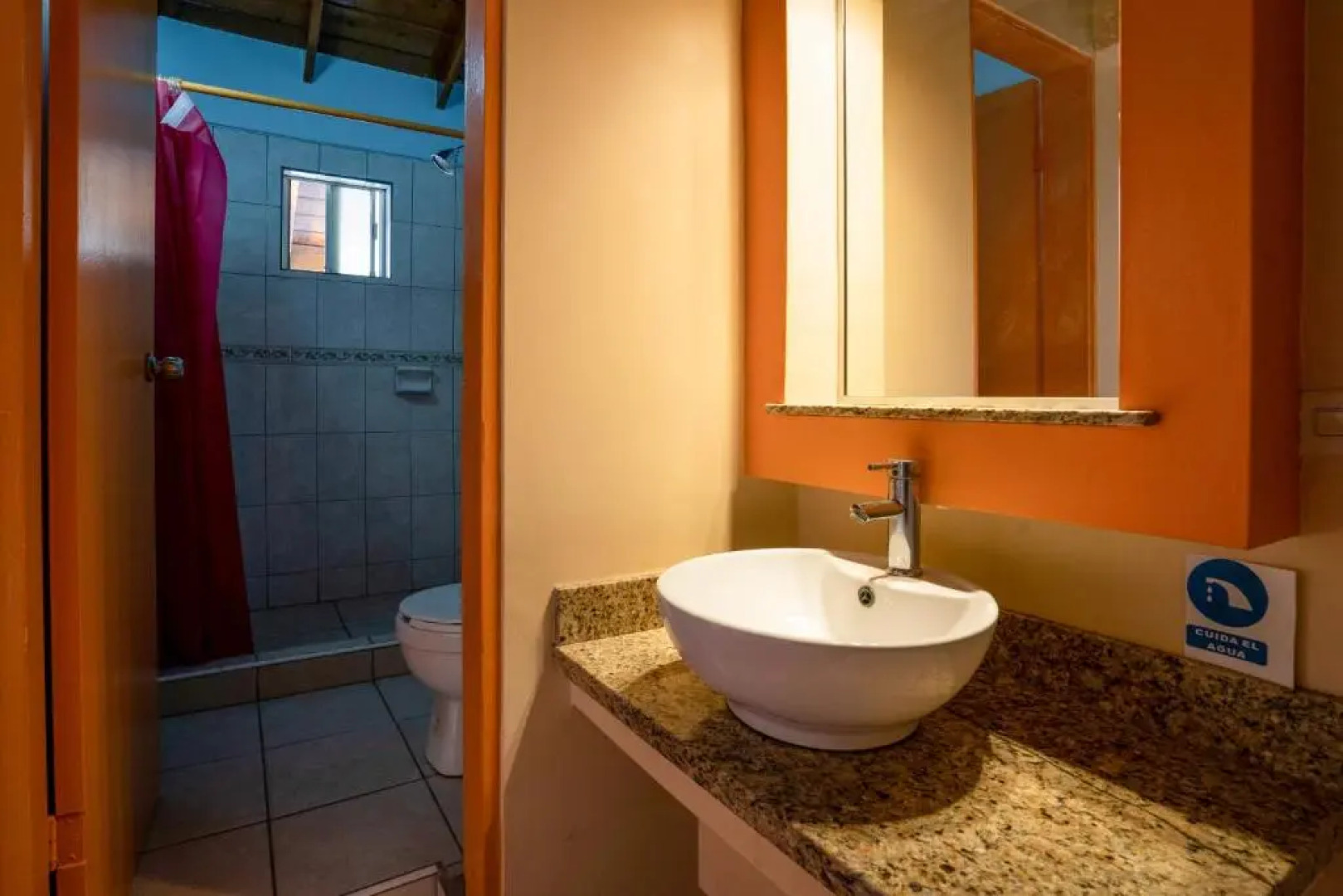 OYO Hotel CocoBeach, Ensenada