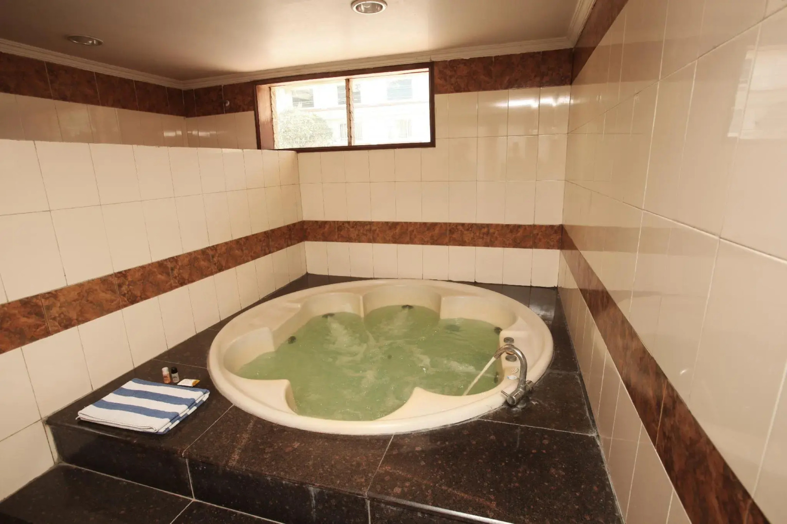 Hotel Express Residency - Jamnagar