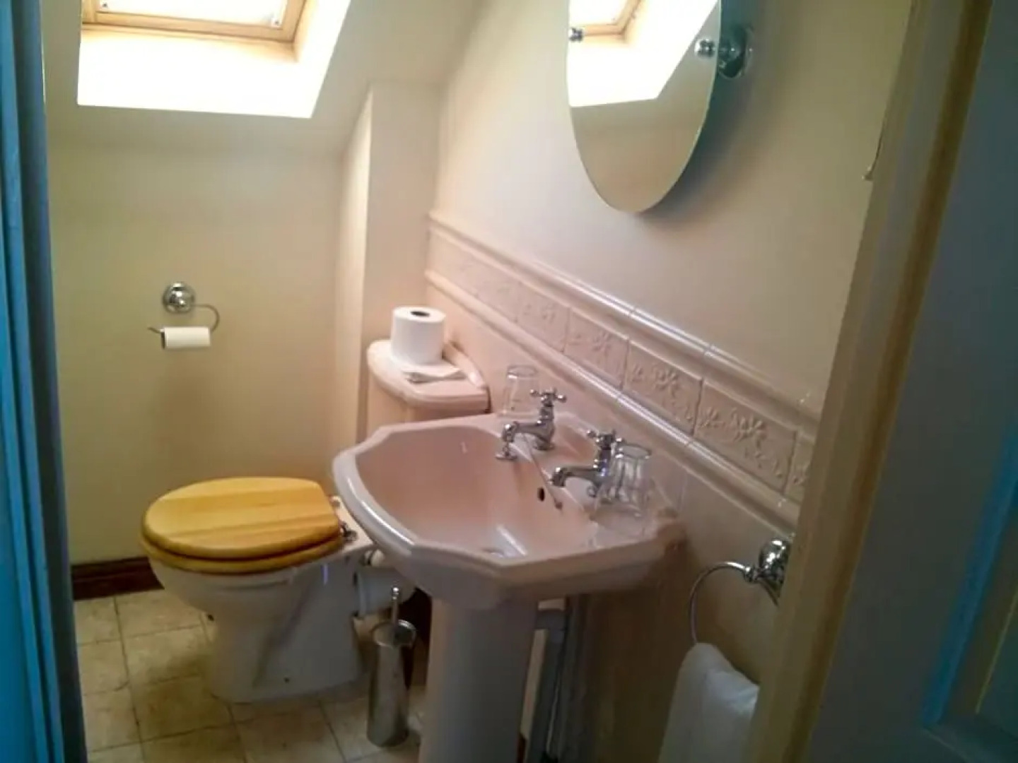 The Geese and Fountain