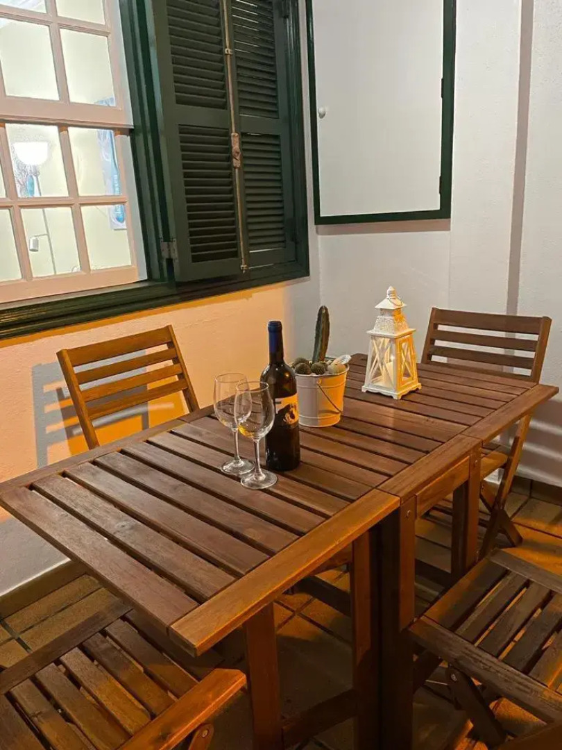 Primera línea en piscinas naturales.