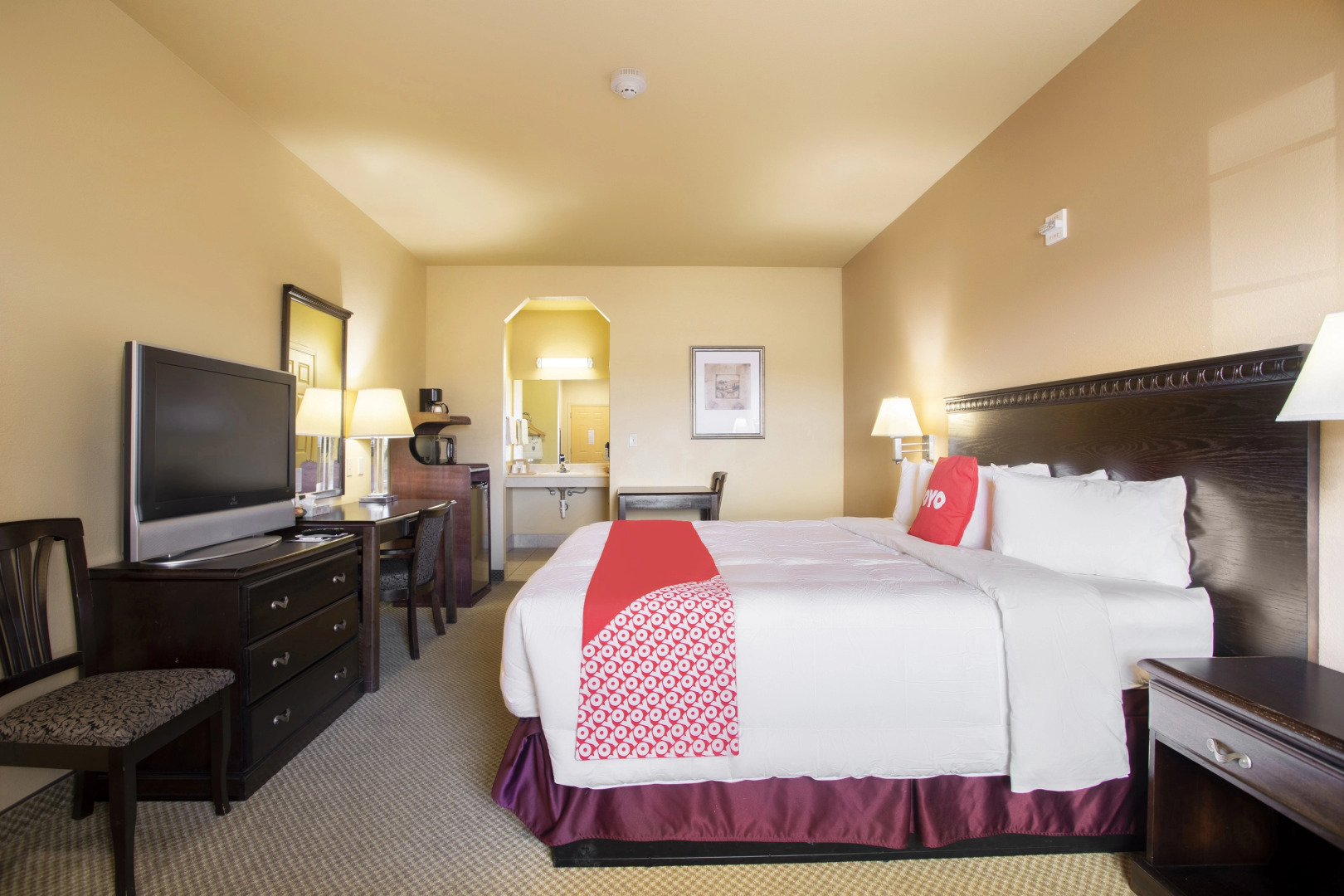 OYO Hotel Valley View TX, I-35