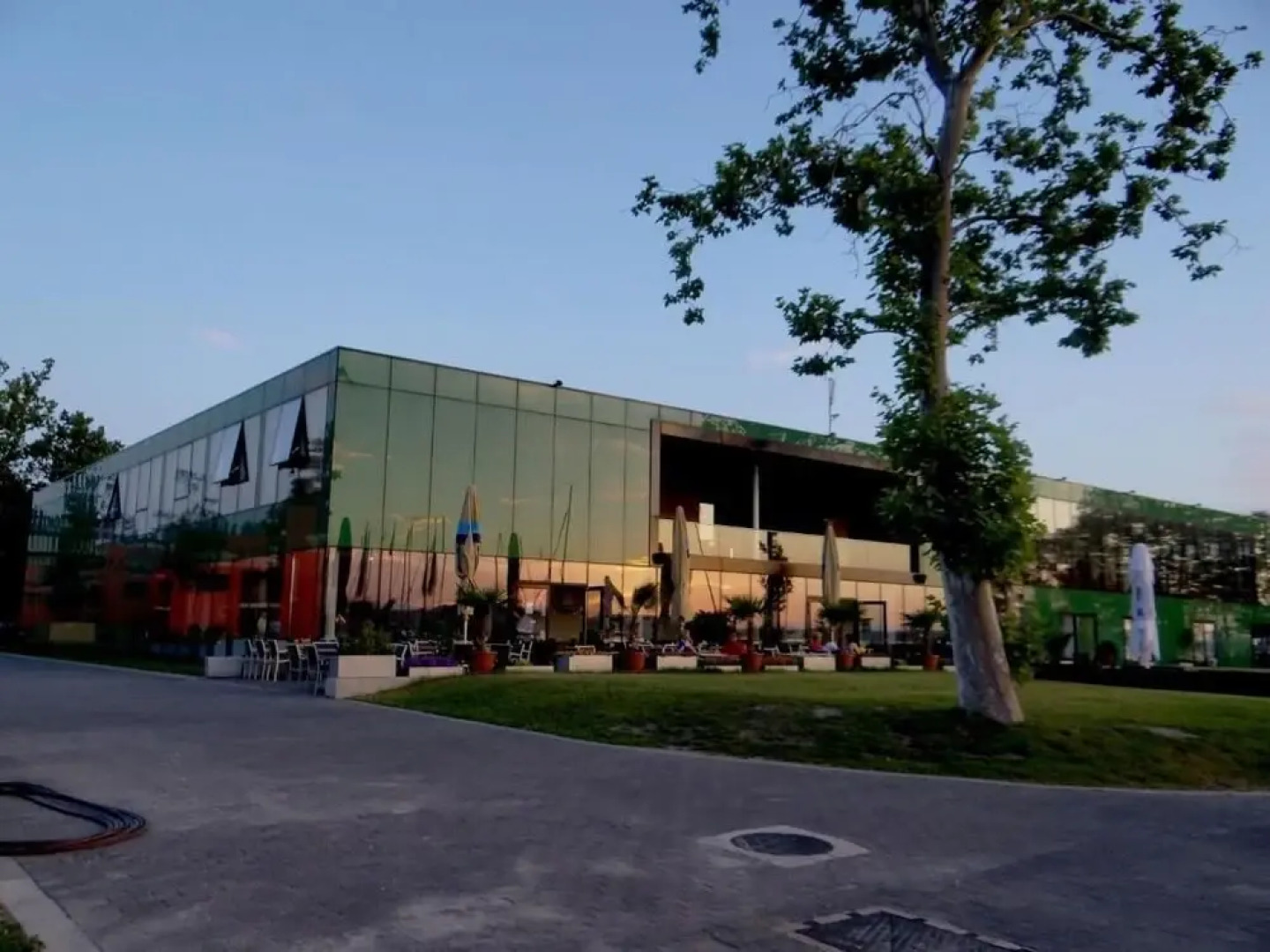 BL YachtClub & Apartments