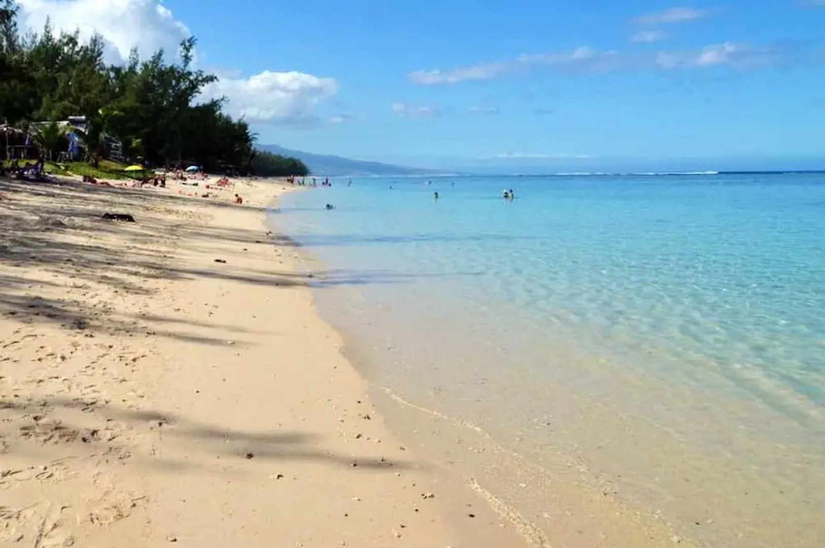 Apartment With One Bedroom In La Possession With Enclosed Garden And Wifi