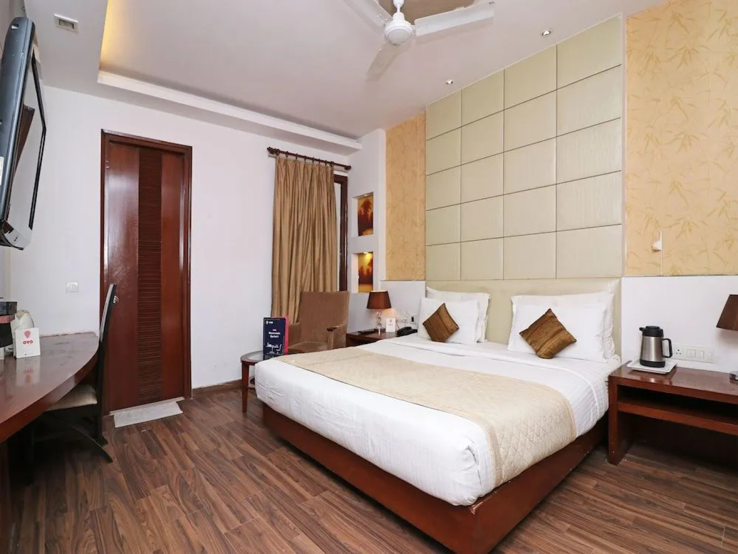 OYO 1574 Hotel Abhinandan