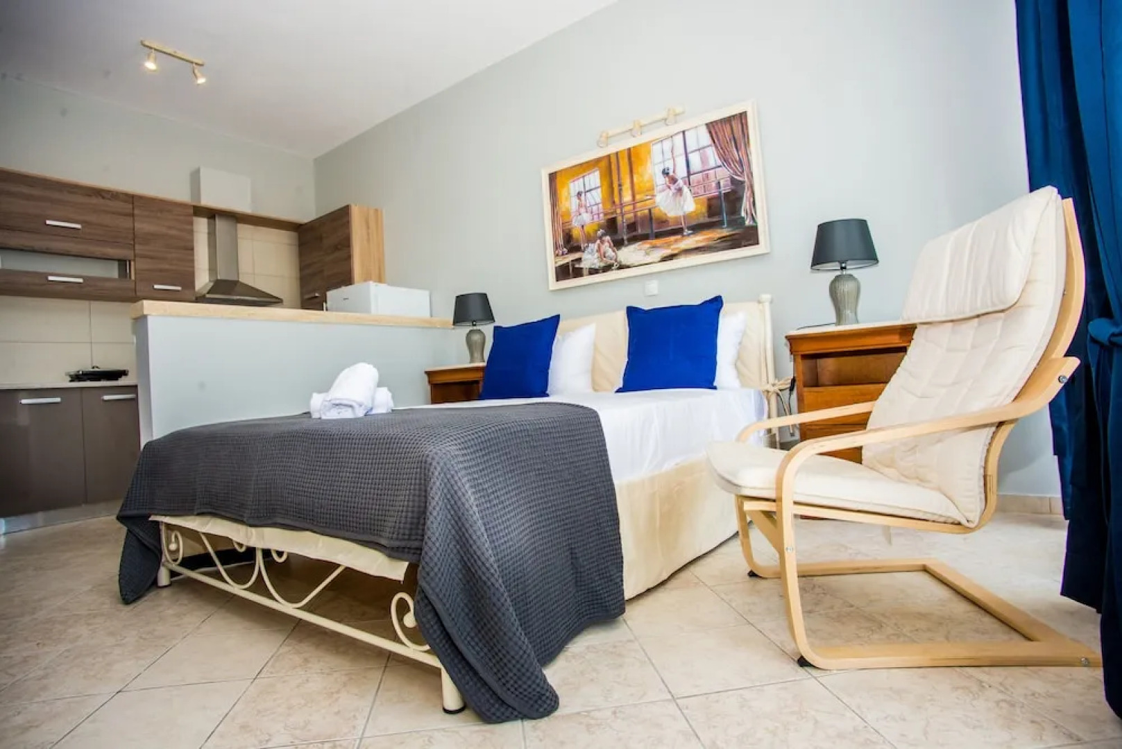 Xenia Ionis Luxury Concept Apartments