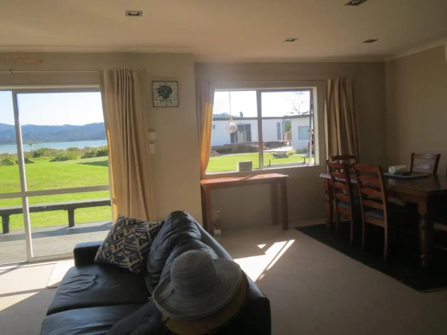 Hosts on the Coast Harbour Views