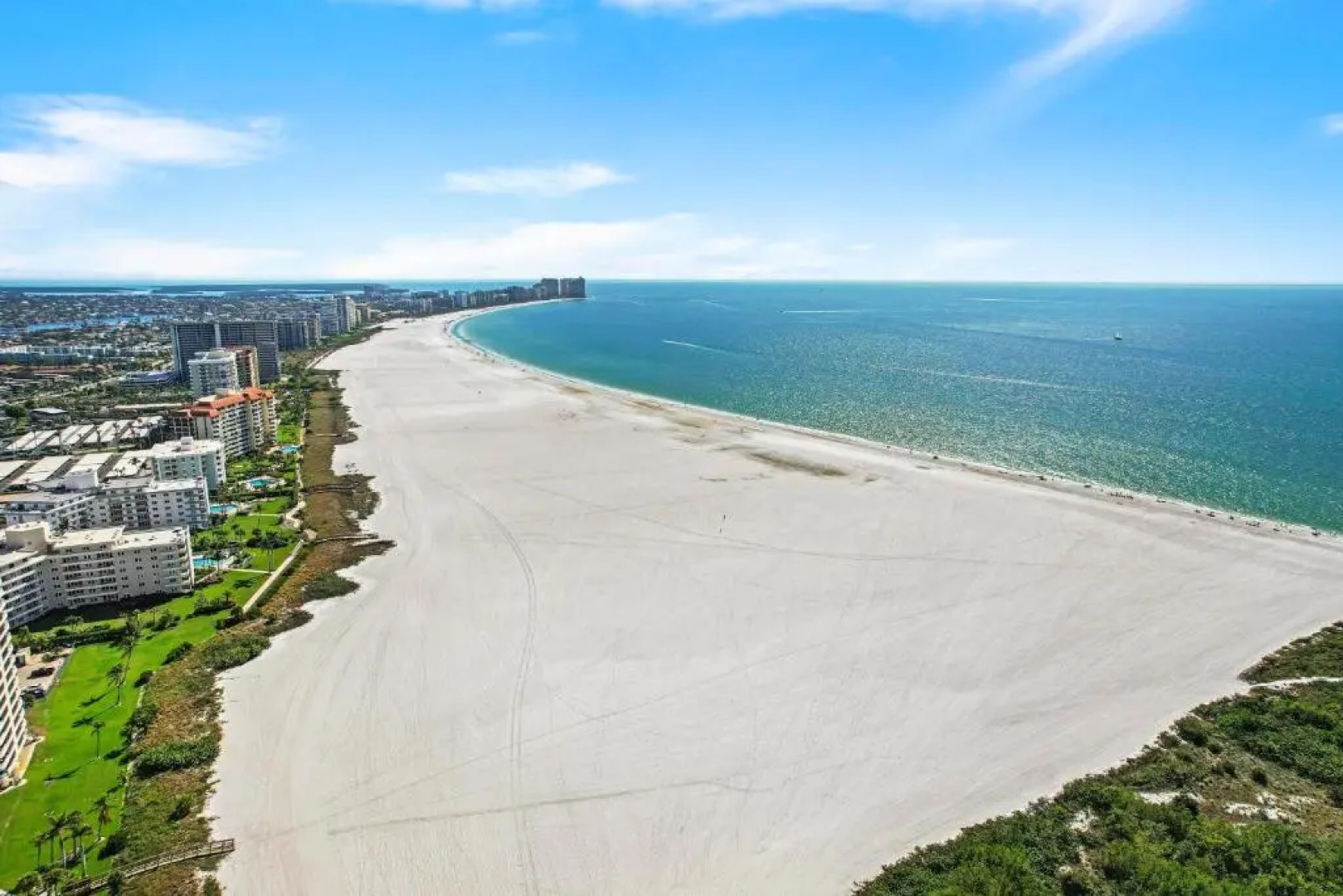 La Bella Vita on Marco - South Seas Tower 3, 1802