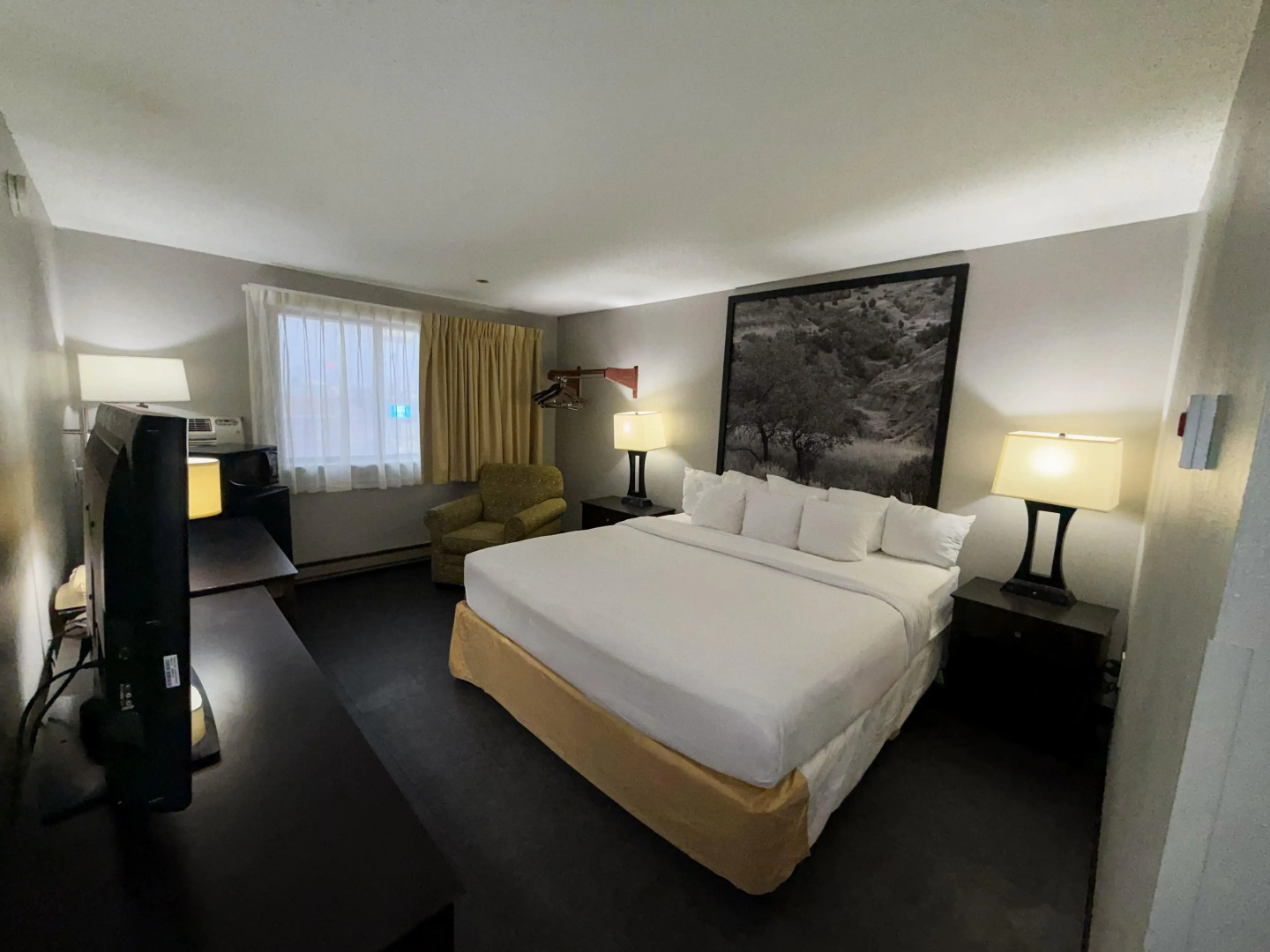 Super 8 by Wyndham Williston ND