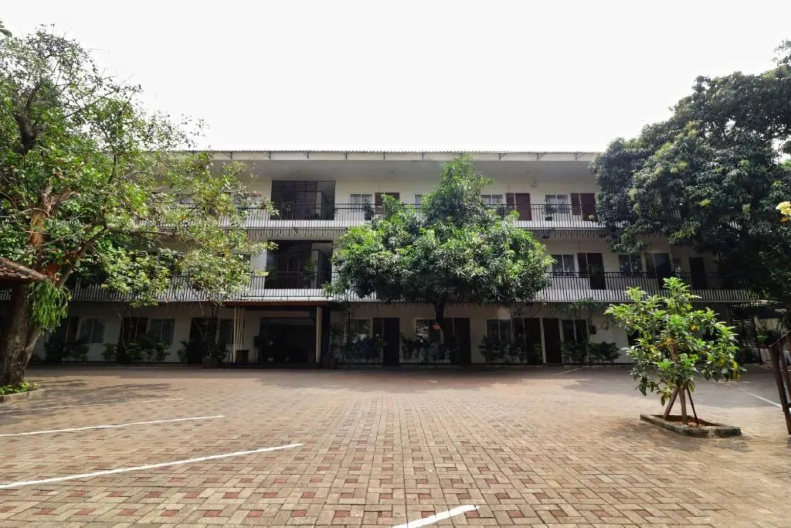 Pejaten Valley Residence