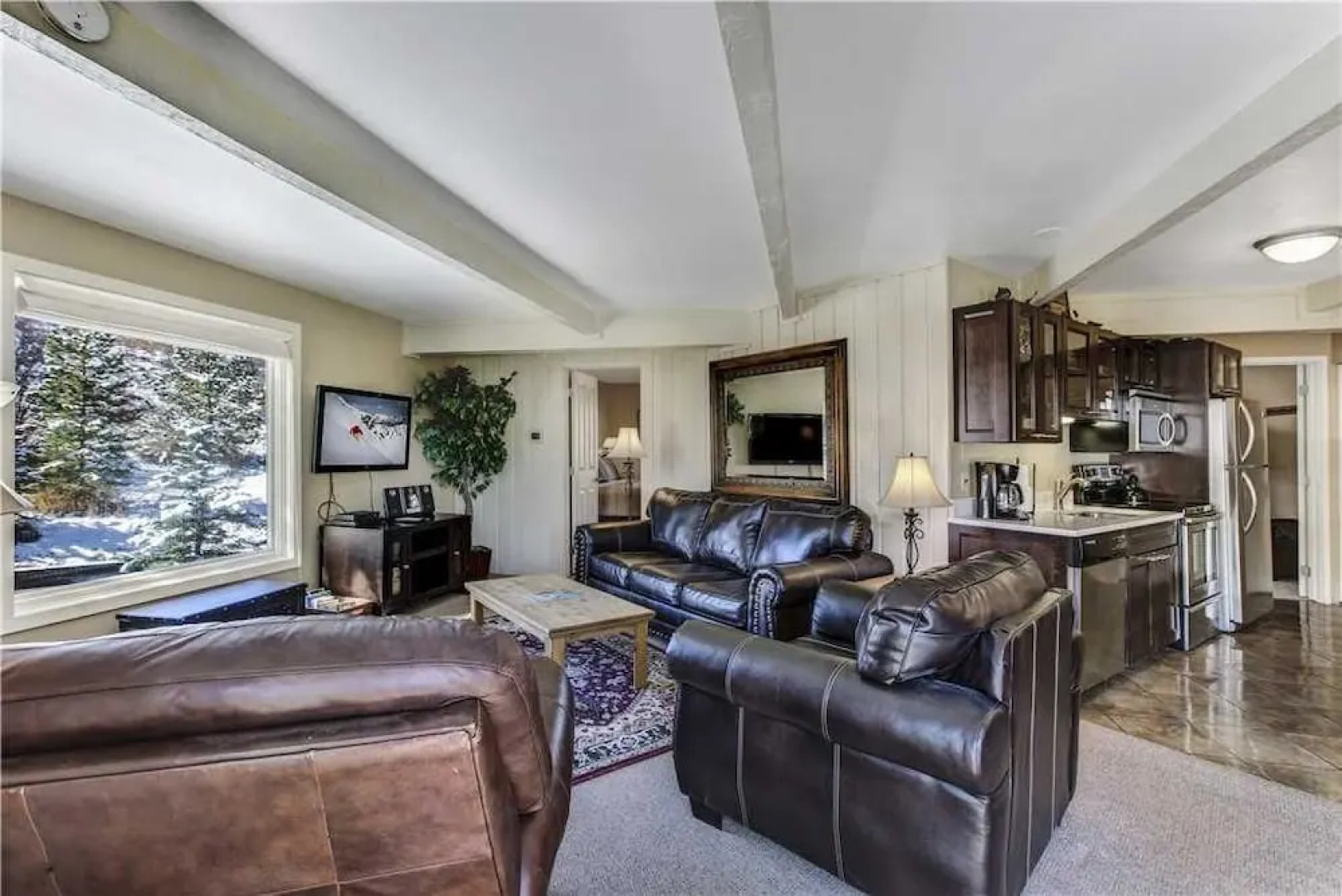 Woodbridge 19C - 2 Bedrooms Condo