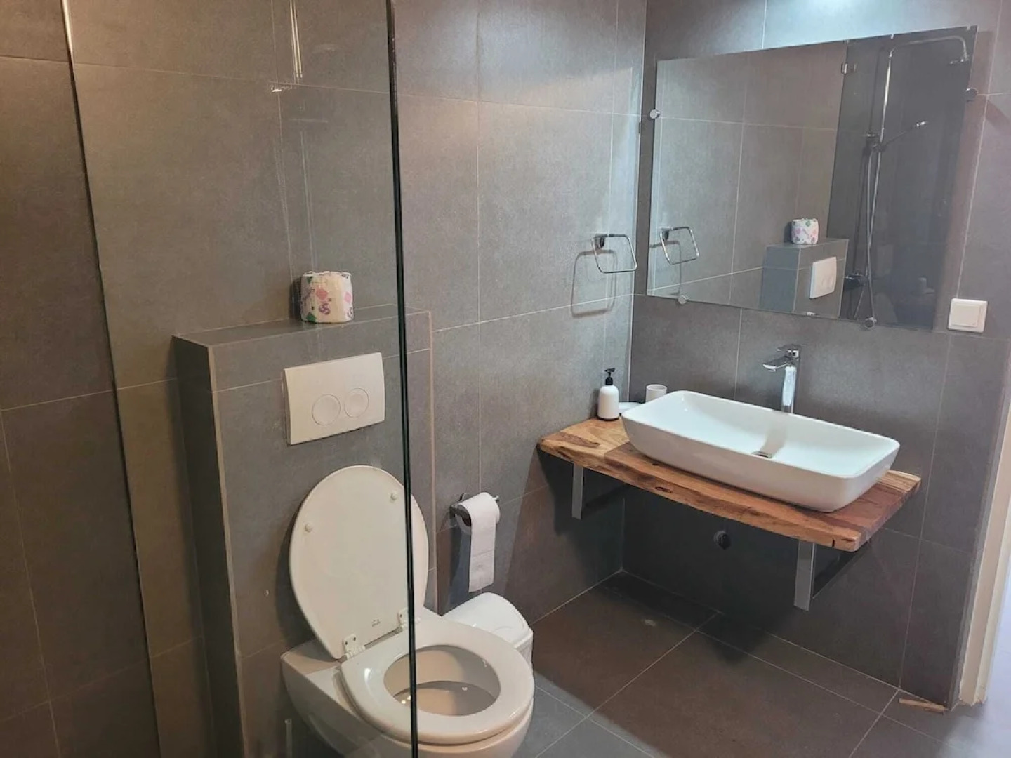 Seaview Resort  Boca Sami