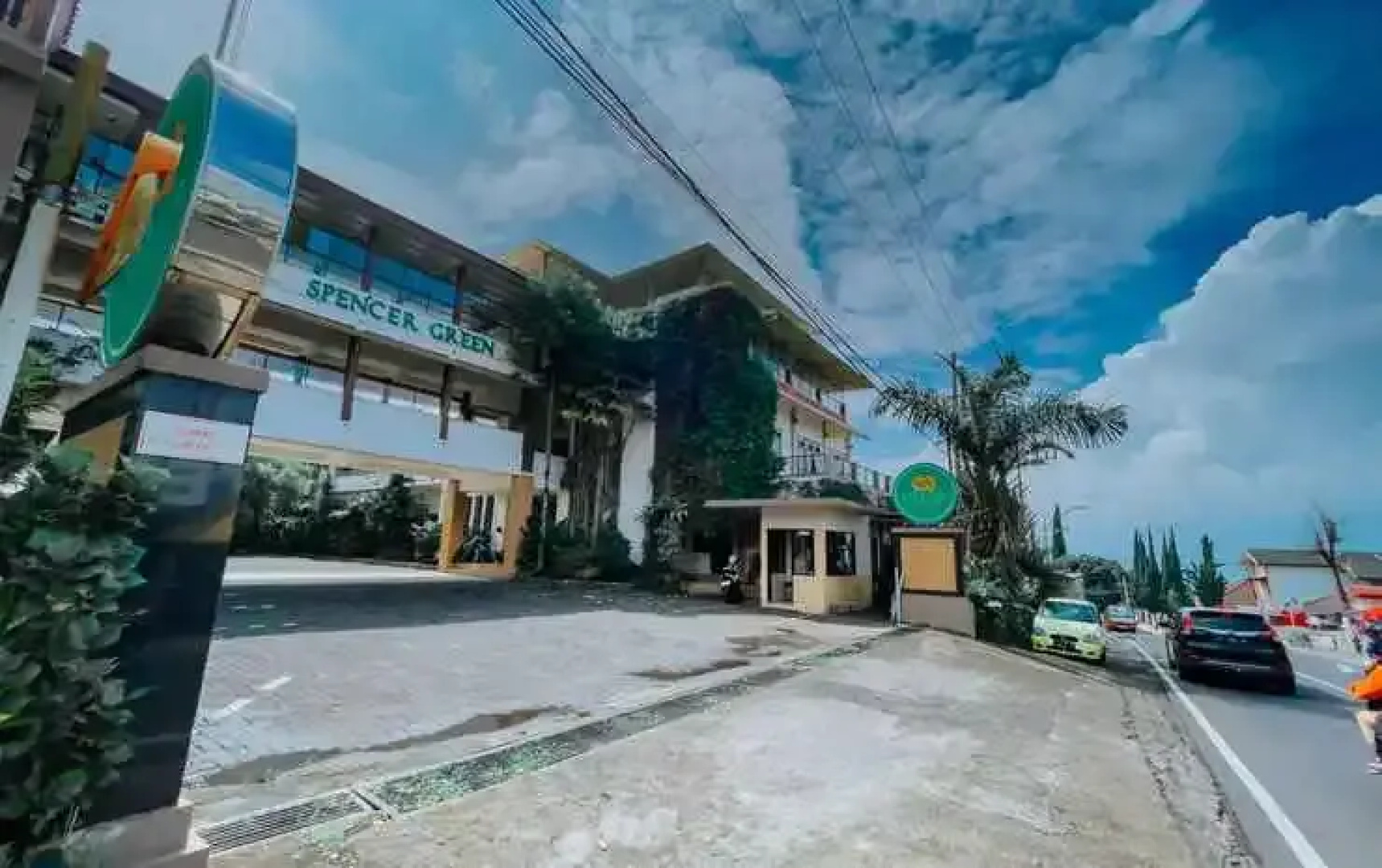 Spencer Green Hotel