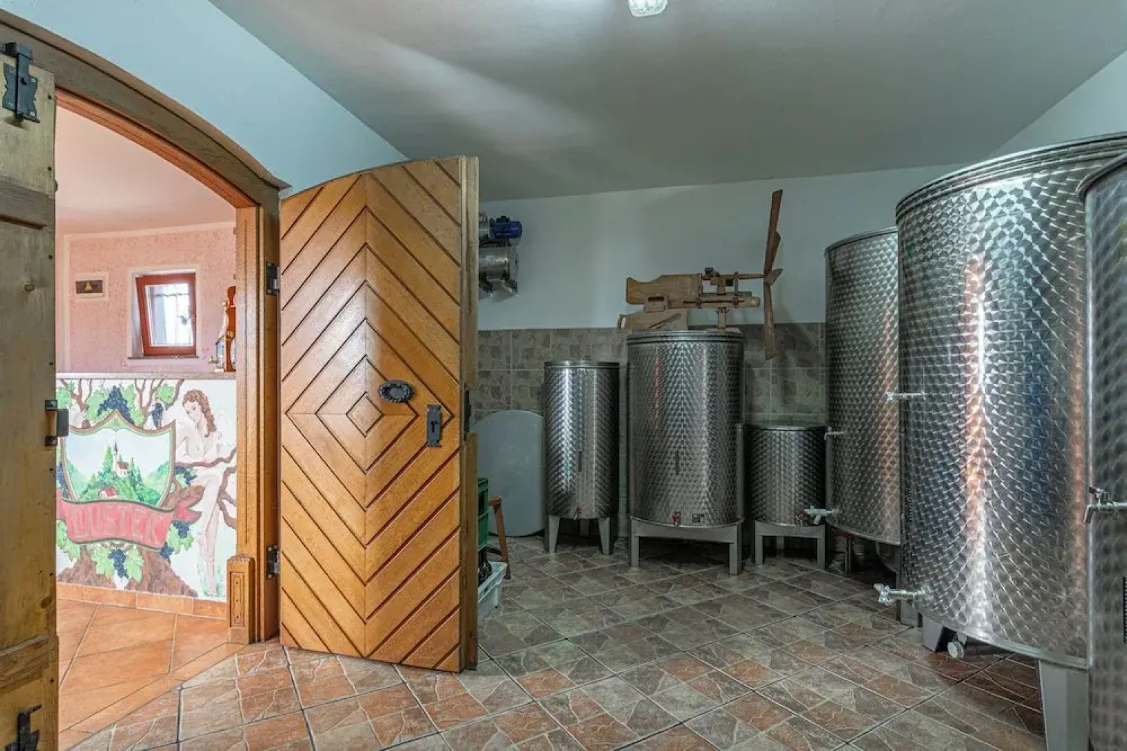 Vineyard Cottage Lustek