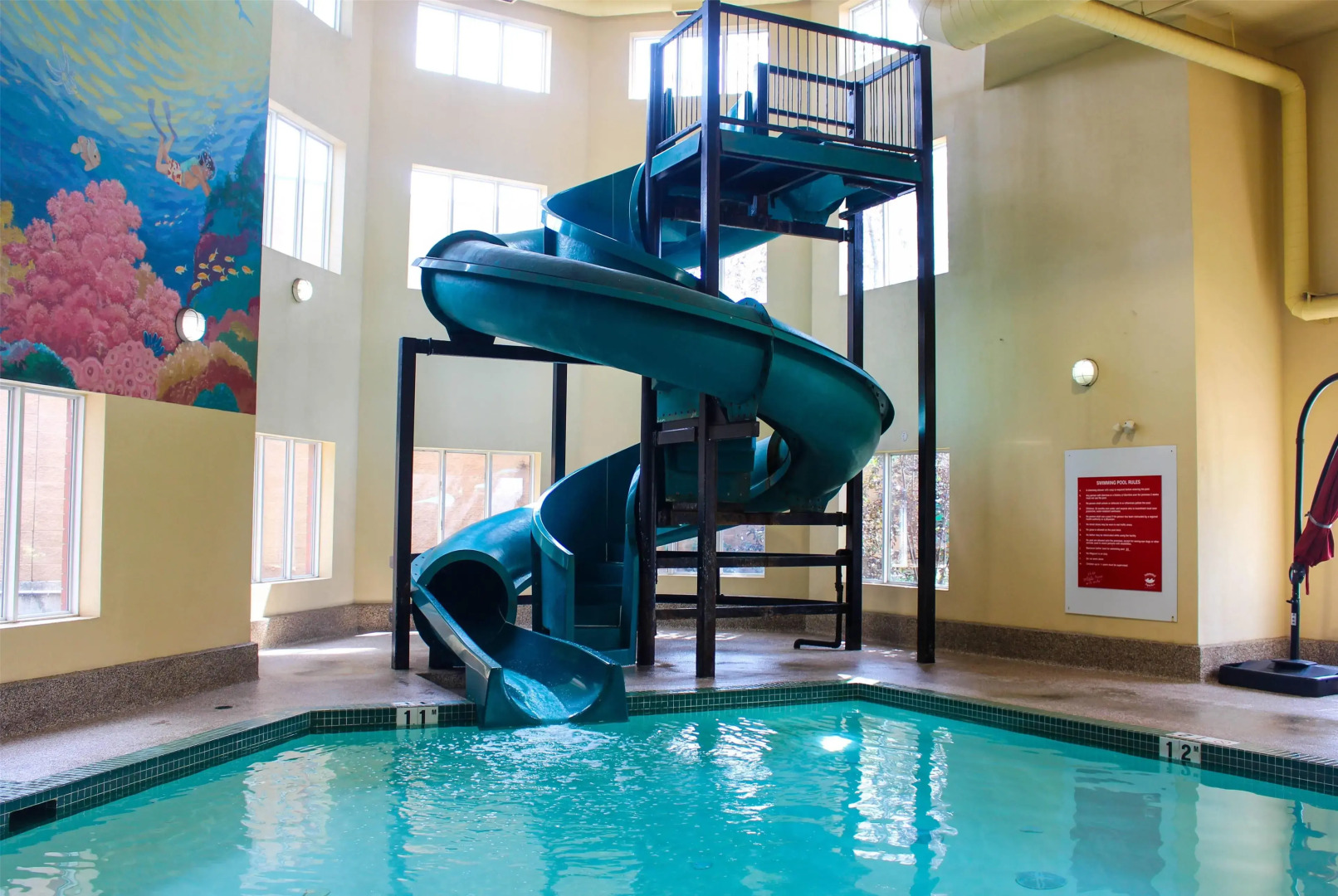 Super 8 by Wyndham Edmonton South