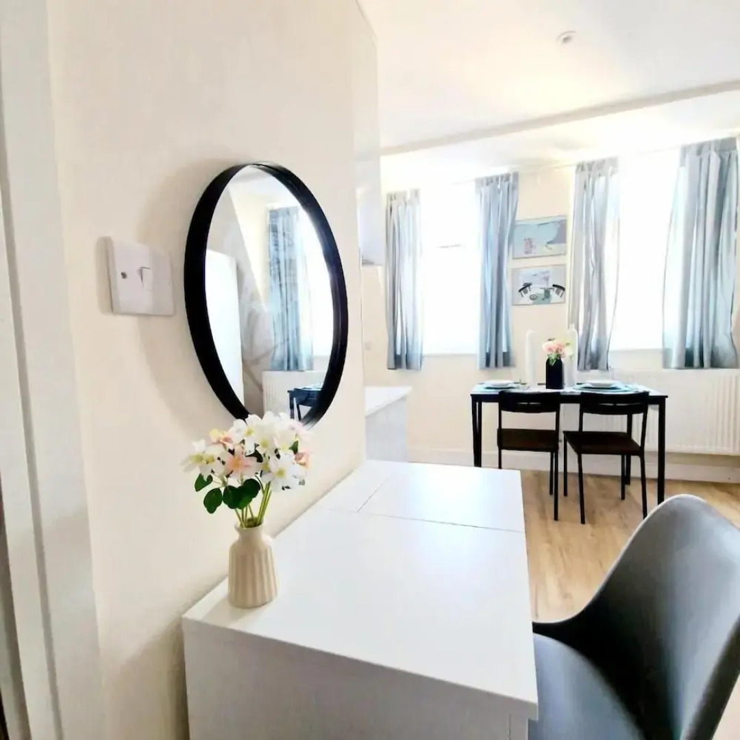 Crendon House Boutique Hotel