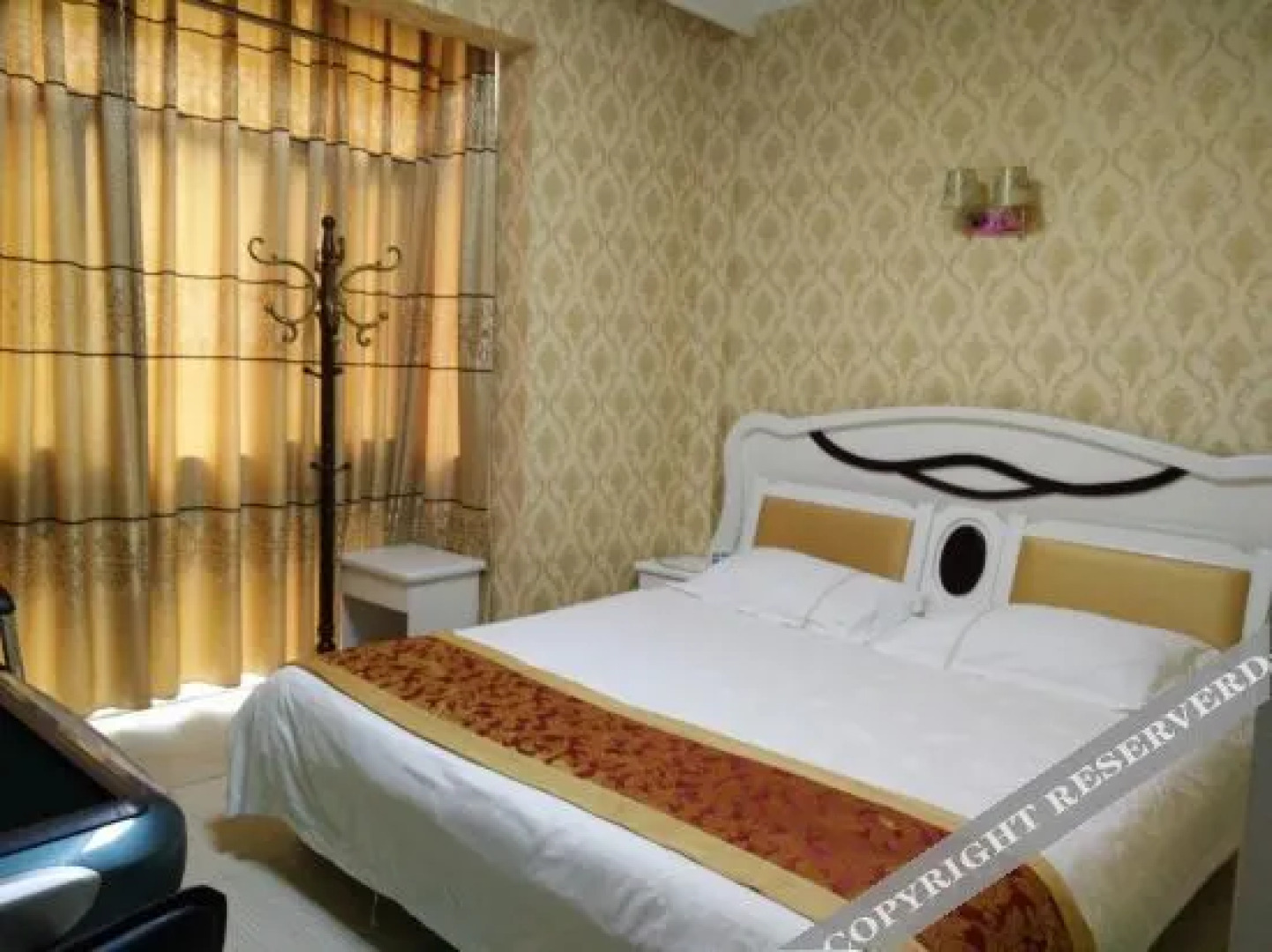 Tianzhu Business Hotel