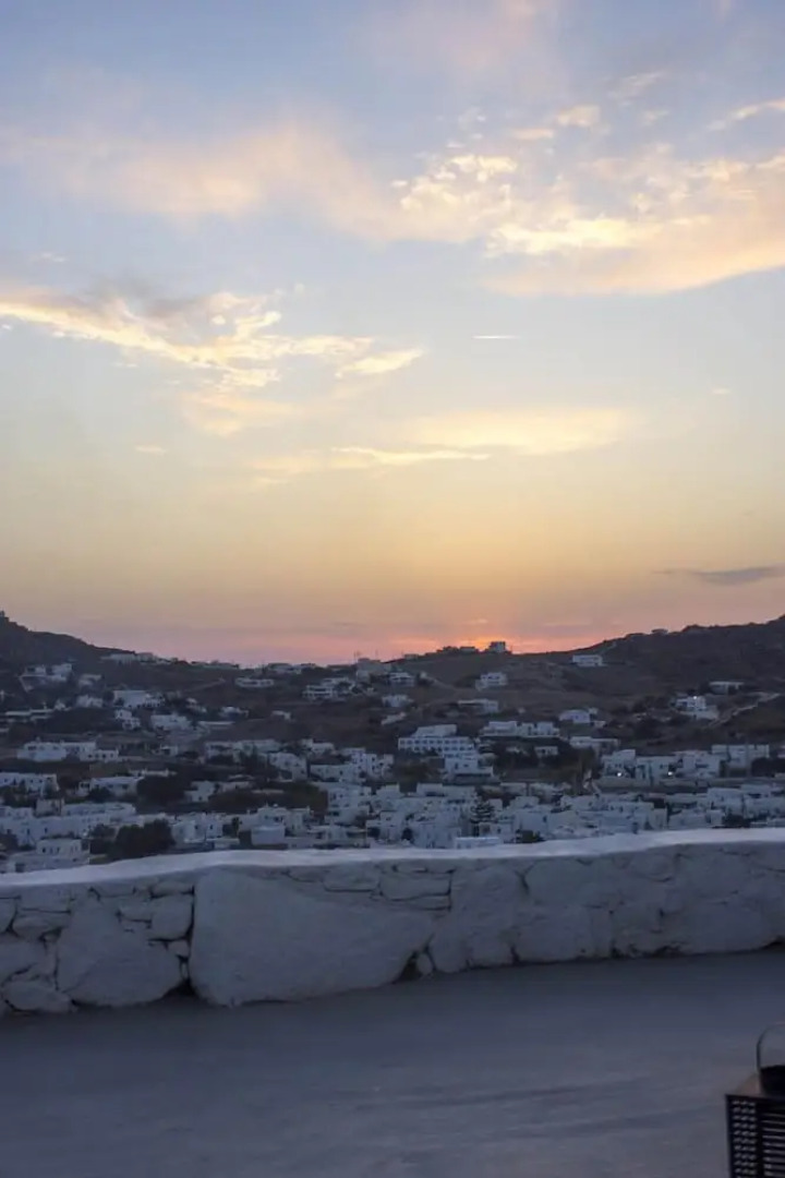 Anixi Lounge Suites - Adults Only