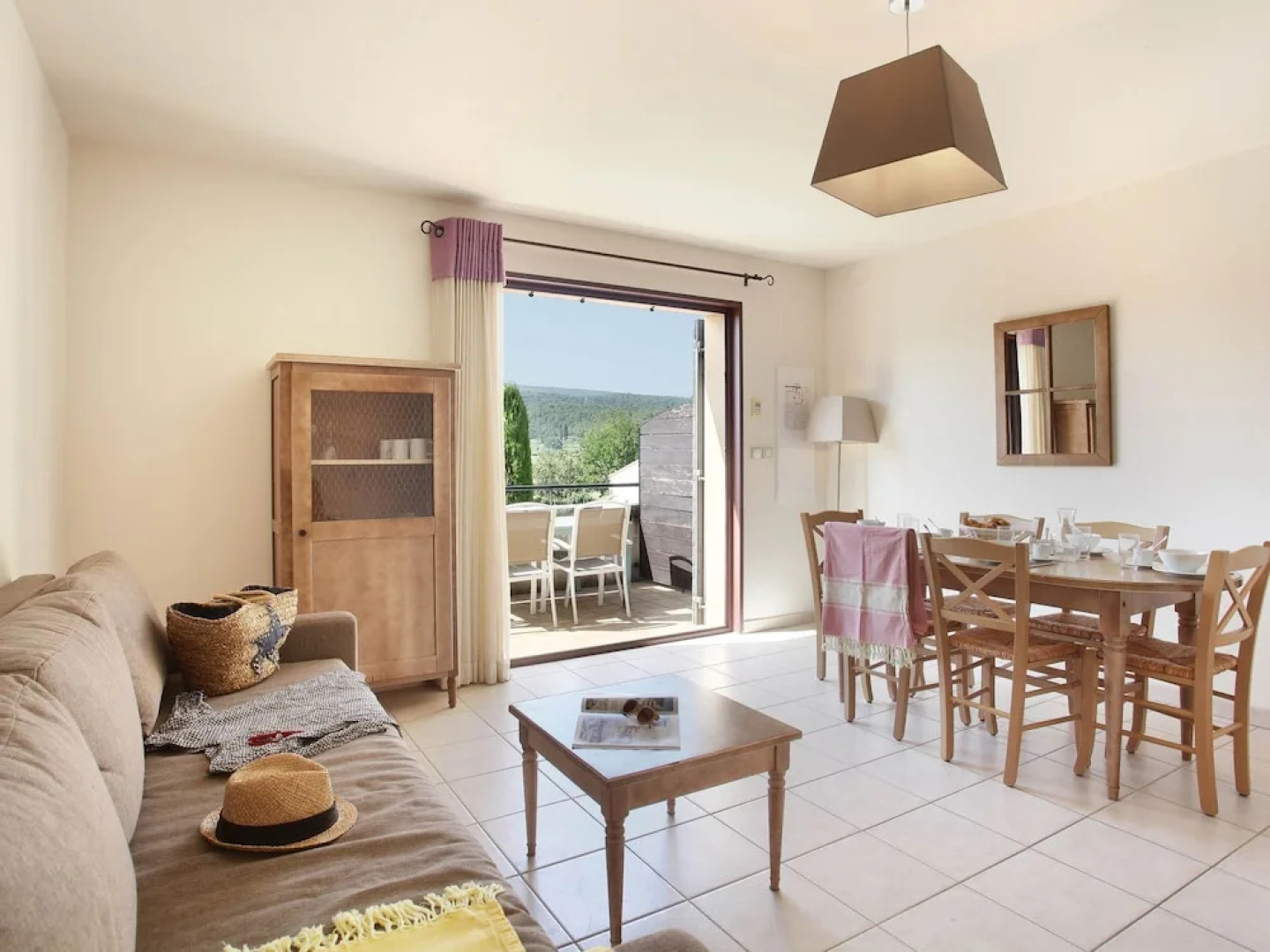 Comfortable Apartment With air Conditioning in the Luberon