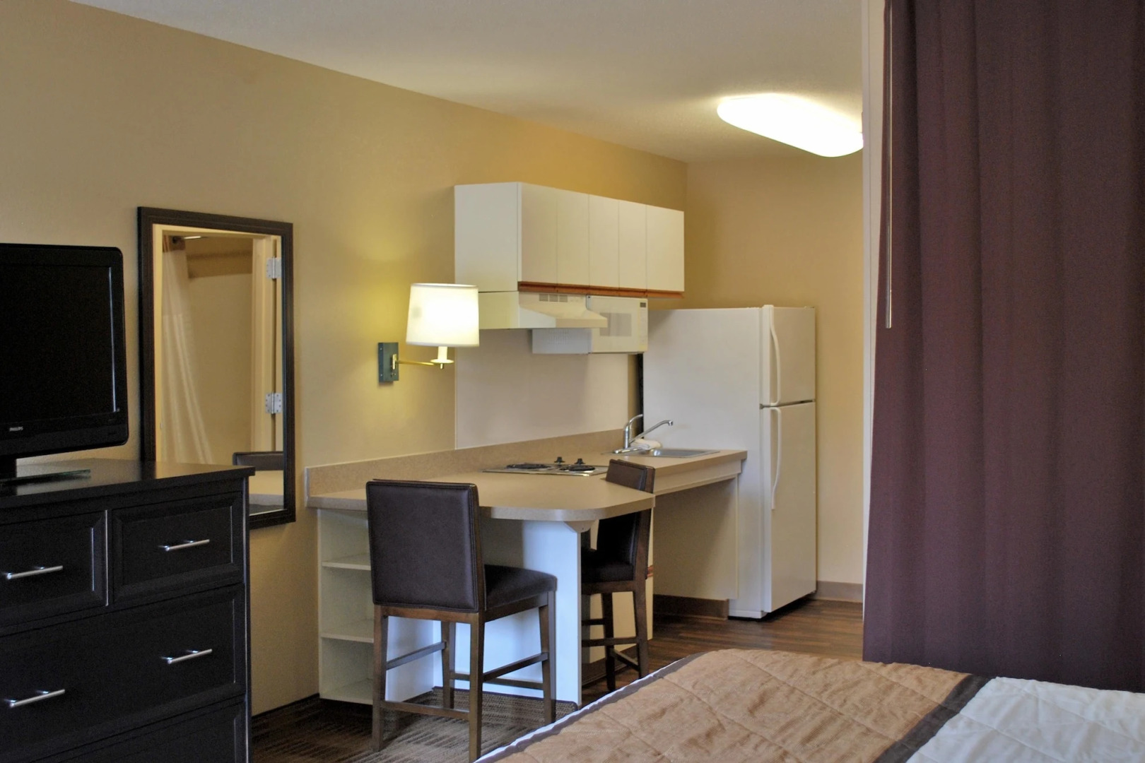 Extended Stay America Select Suites - St. Louis - Airport - Central