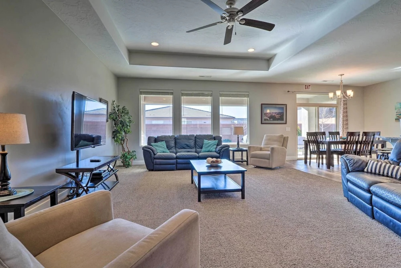 Adventure Bound Home w/ Pickleball, Hot Tub & More