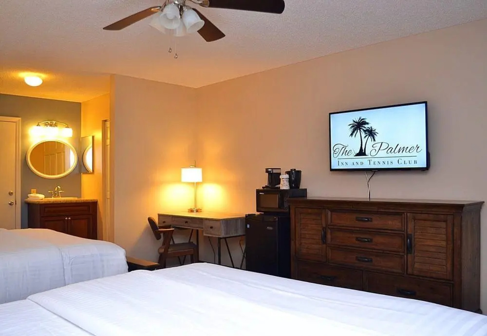 The Palmer Inn & Tennis Club