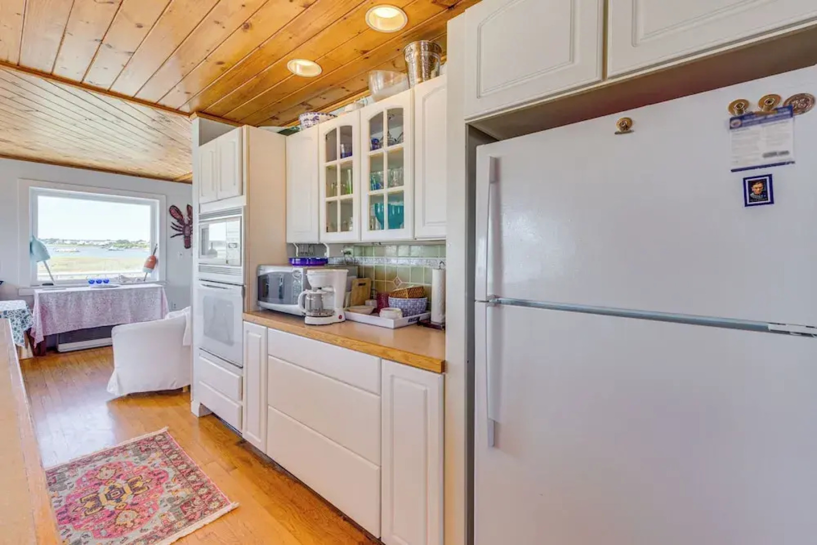 Walk to the Beach: Pet-friendly Gem in Biddeford!