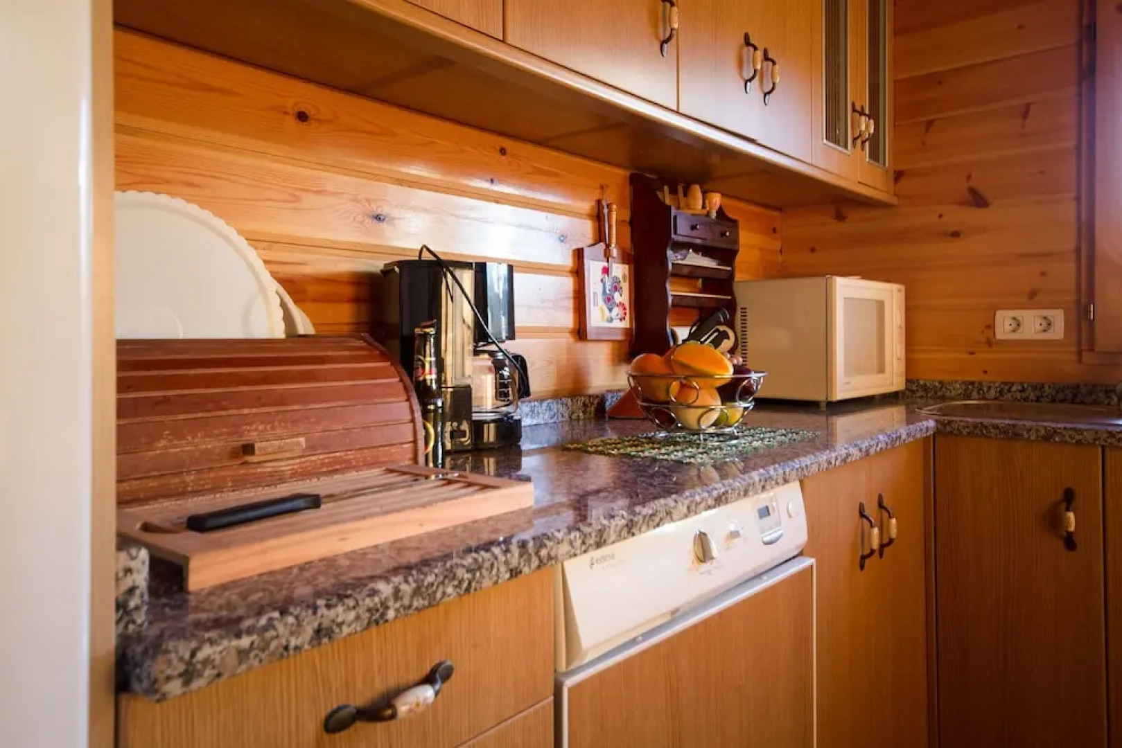 106354 - House in Dumbría