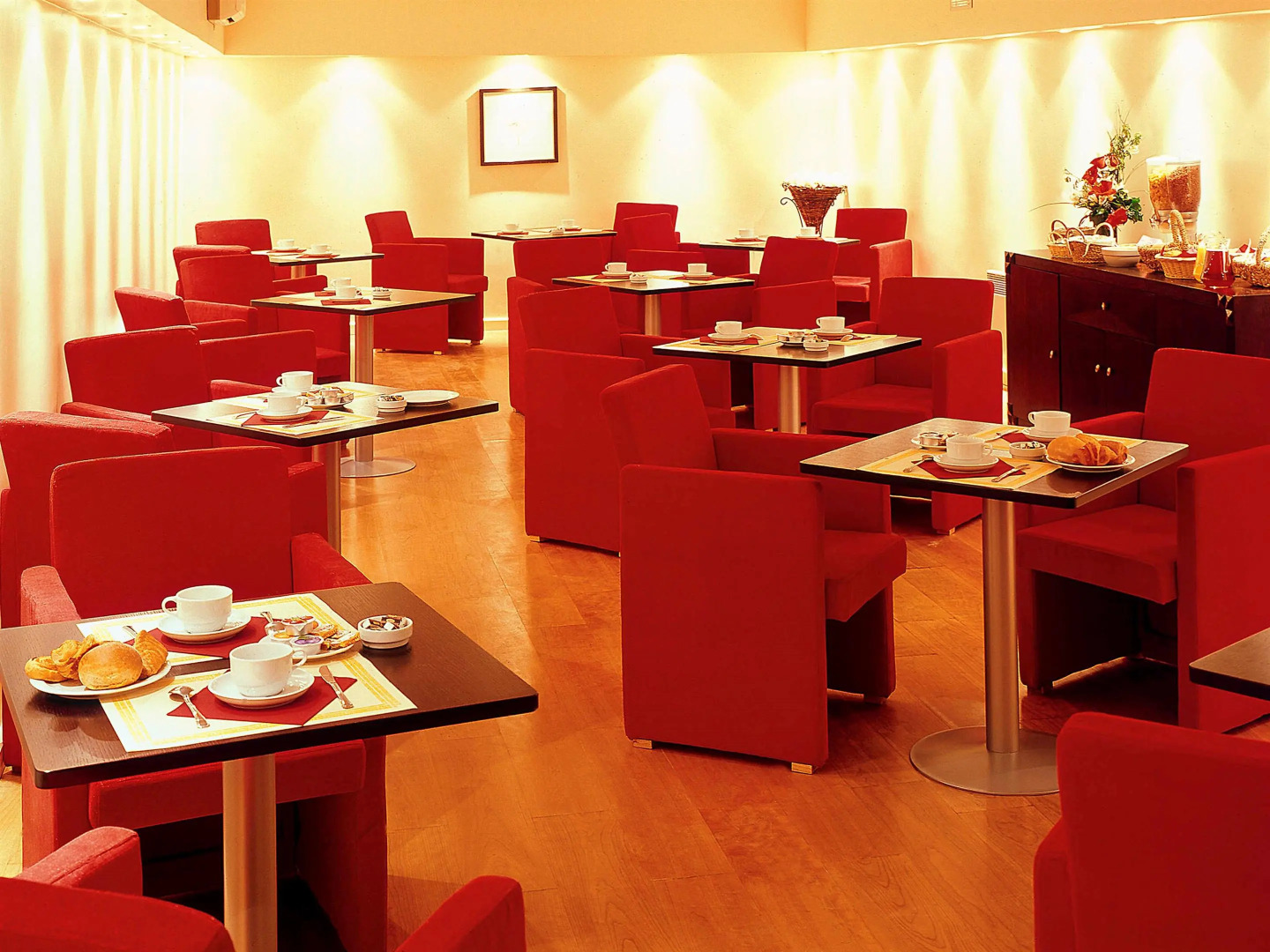 Adagio Access Paris Eiffel Aparthotel