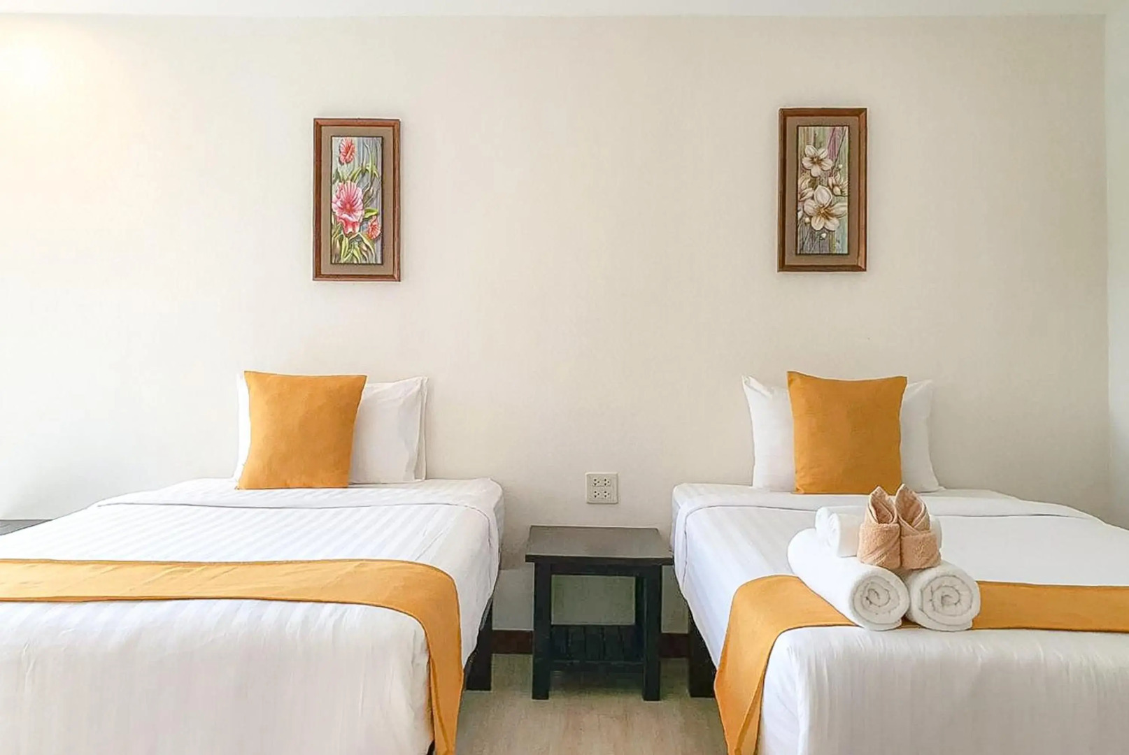 Phornpailin Riverside Resort