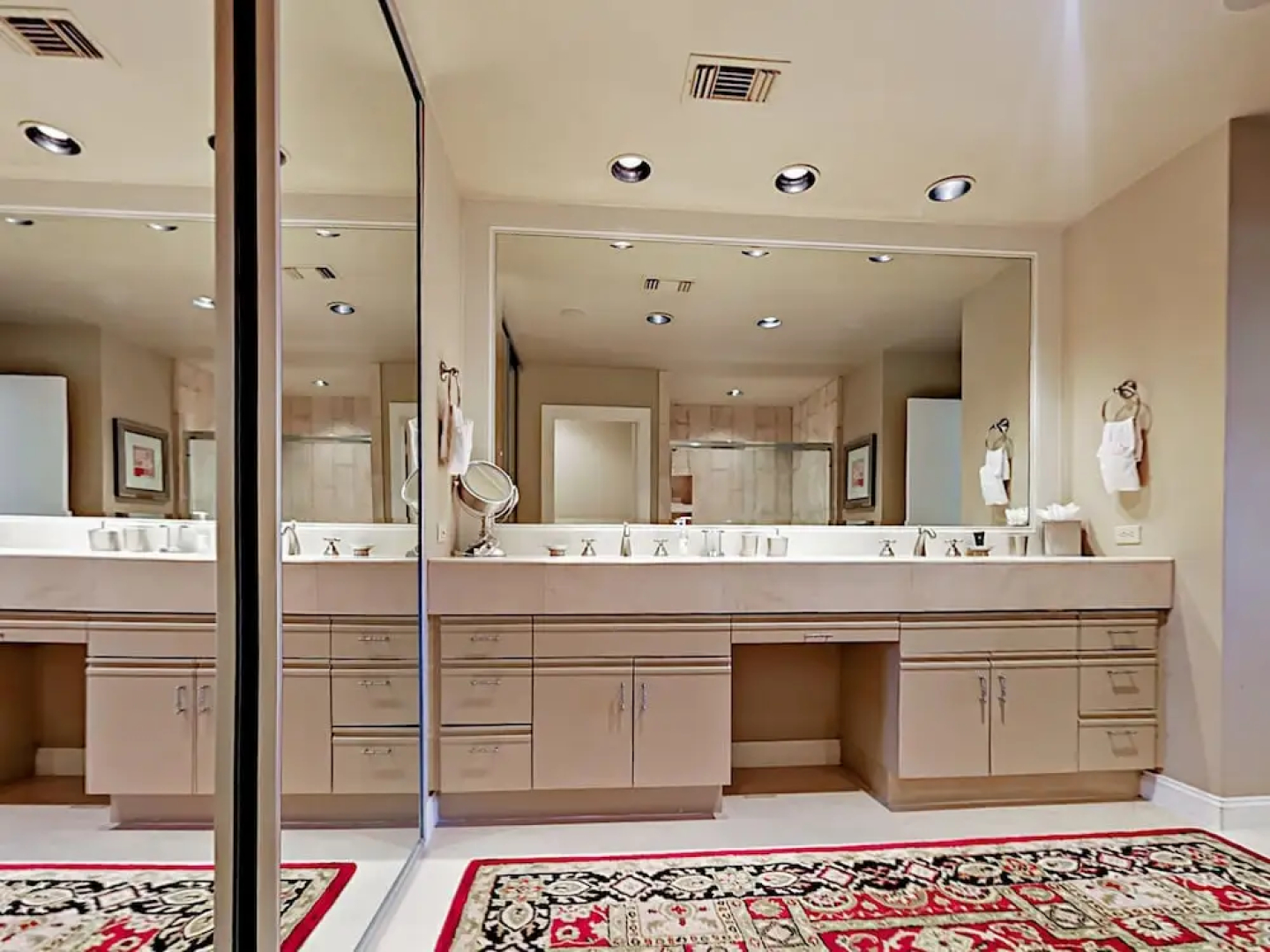 La Quinta Condo 3 Bedrooms 3 Bathrooms Condo