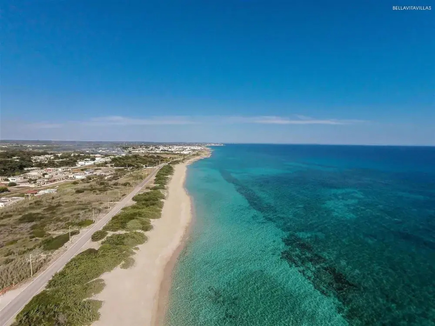 246 Villa Extralusso con Piscina a Manduria