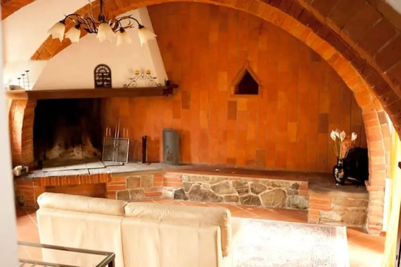 Villa With 9 Bedrooms in Sinalunga, With Wonderful Mountain View, Private Pool, Enclosed Garden