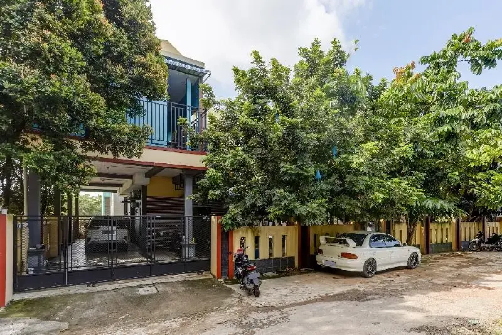 Oyo 91298 Rumah Cantik Homestay