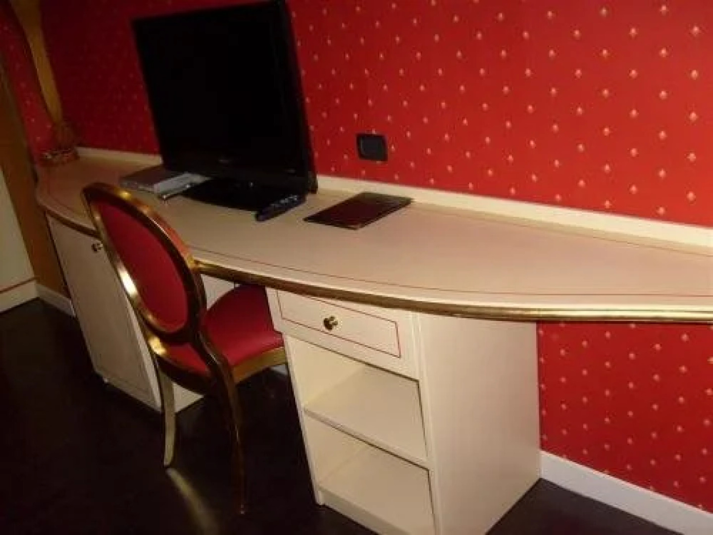 Hotel - Motel Flower