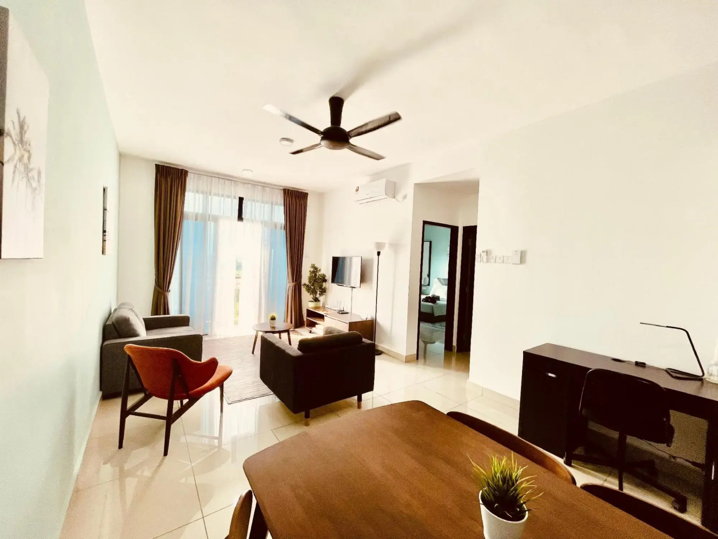 Sofeya Desaru Guest House with Pool and Wifi