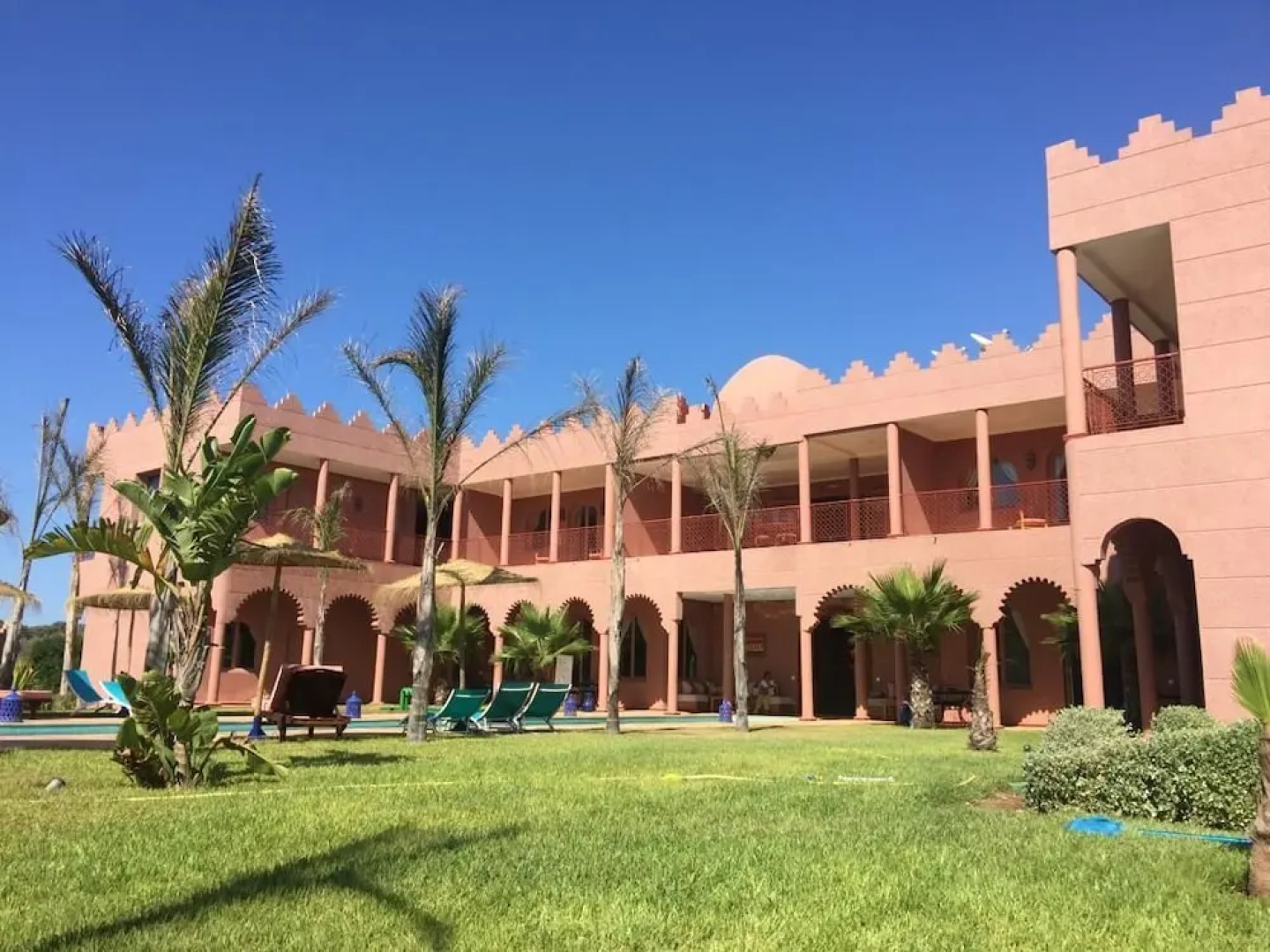 Dar De Santis